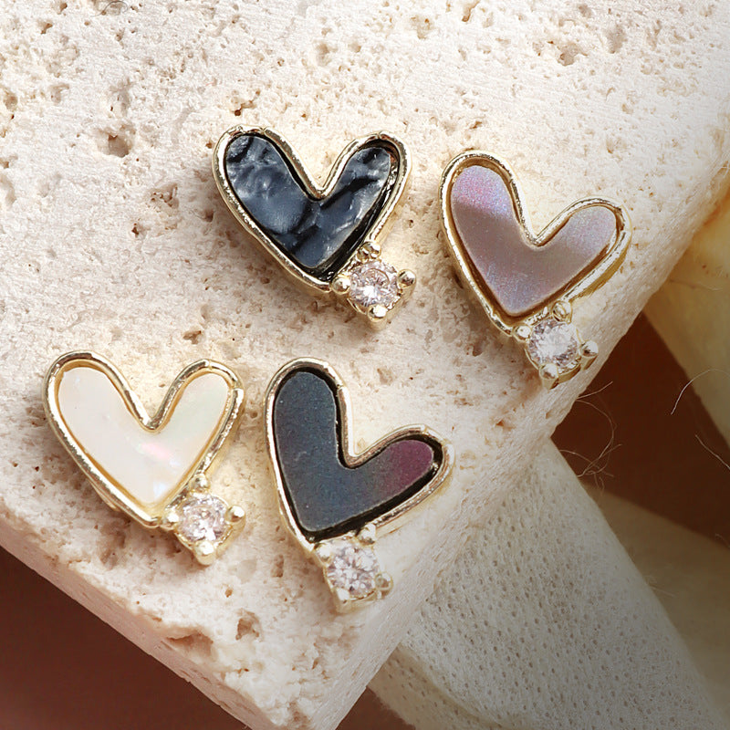 NZJ043 New nail art shell love jewelry metal accessories nail decoration diamond alloy jewelry