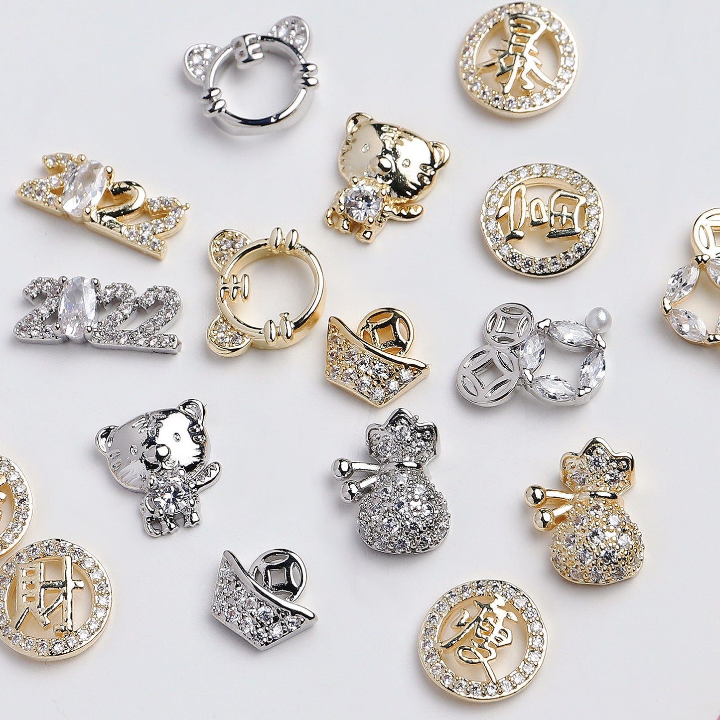 NZJ055 Nail Art Tiger Year Jewelry New Year Rhinestone Super Flash Zircon Rich Fortune Lucky Cat Nail Decoration
