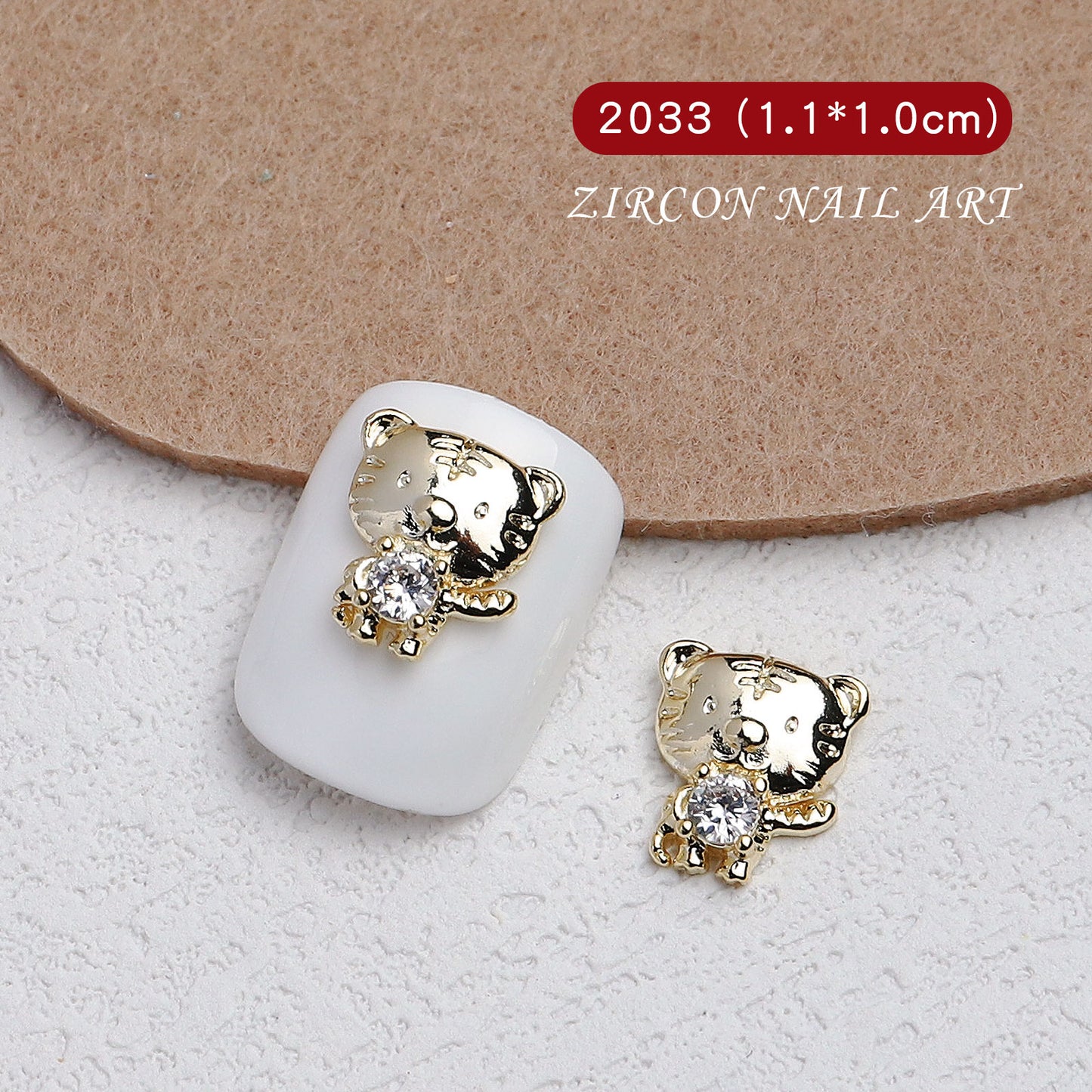 NZJ055 Nail Art Tiger Year Jewelry New Year Rhinestone Super Flash Zircon Rich Fortune Lucky Cat Nail Decoration