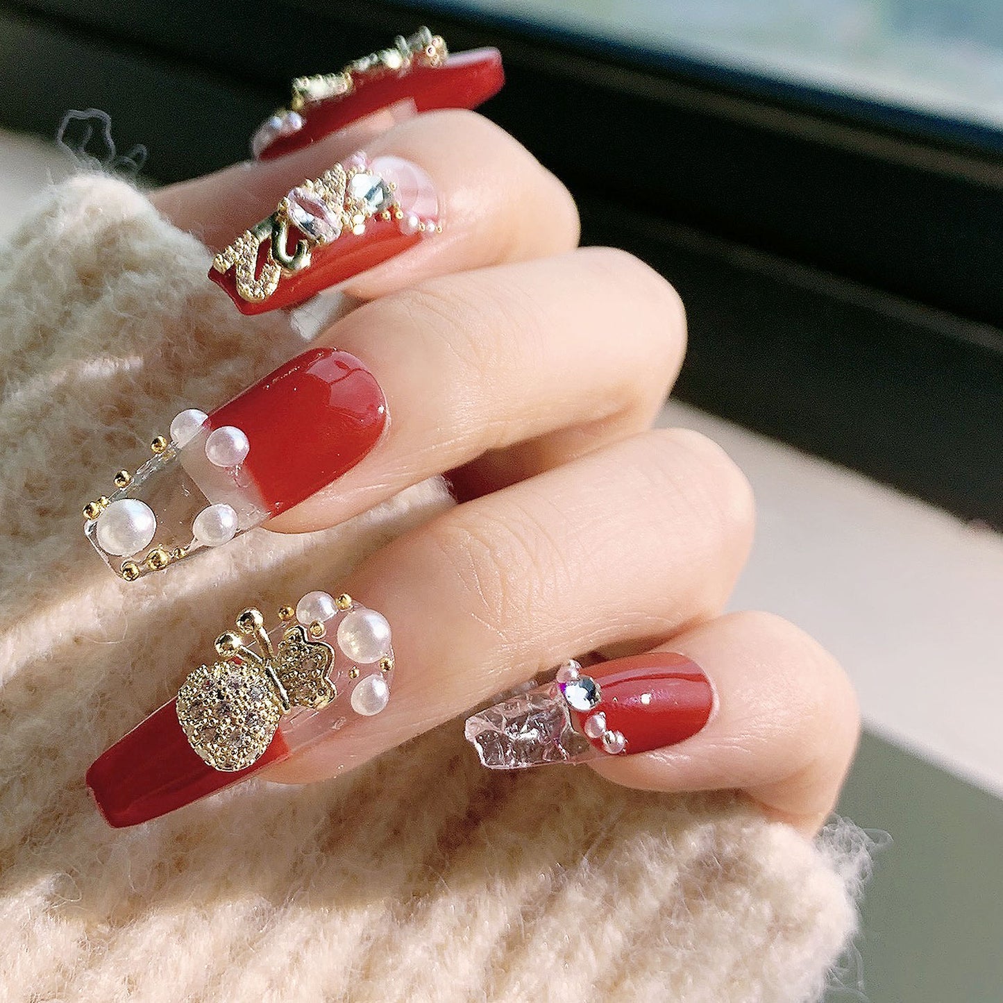 NZJ055 Nail Art Tiger Year Jewelry New Year Rhinestone Super Flash Zircon Rich Fortune Lucky Cat Nail Decoration
